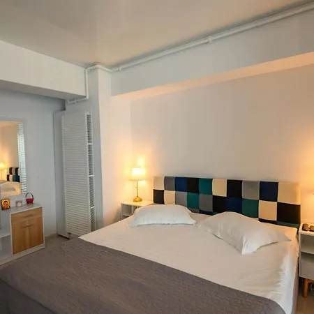Apartment Sea &